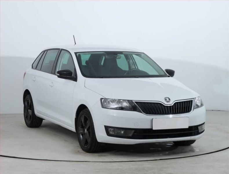 Škoda Rapid - hlavní foto