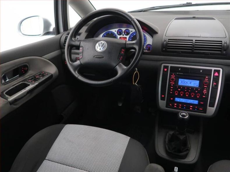 Volkswagen Sharan - hlavní fotka