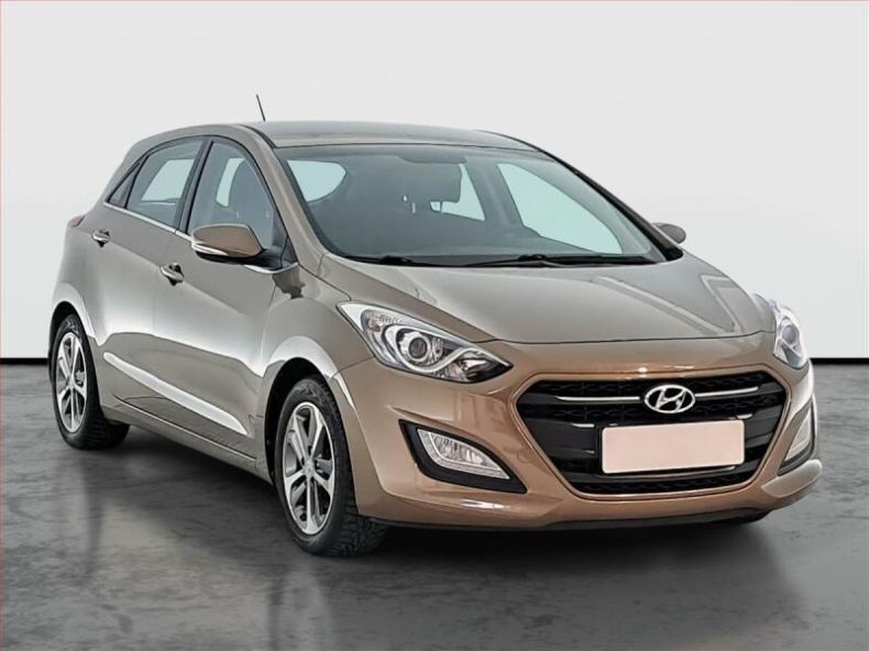 Hyundai i30 - hlavní foto
