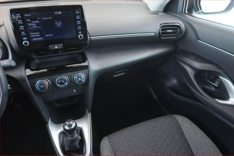 Toyota Yaris Cross - hlavní fotka