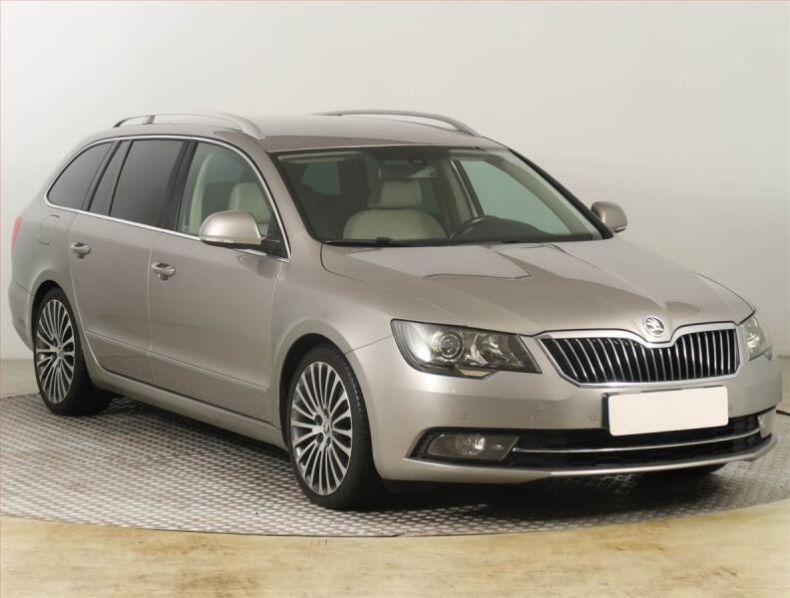 Škoda Superb - hlavní fotka inzerátu