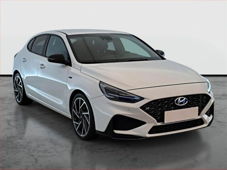 Hyundai i30 - hlavní foto