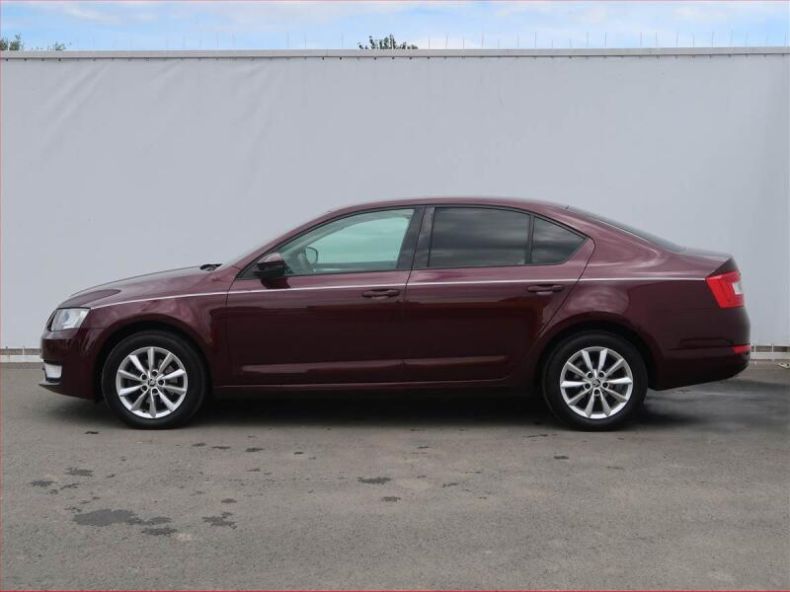 Škoda Octavia - hlavní fotka