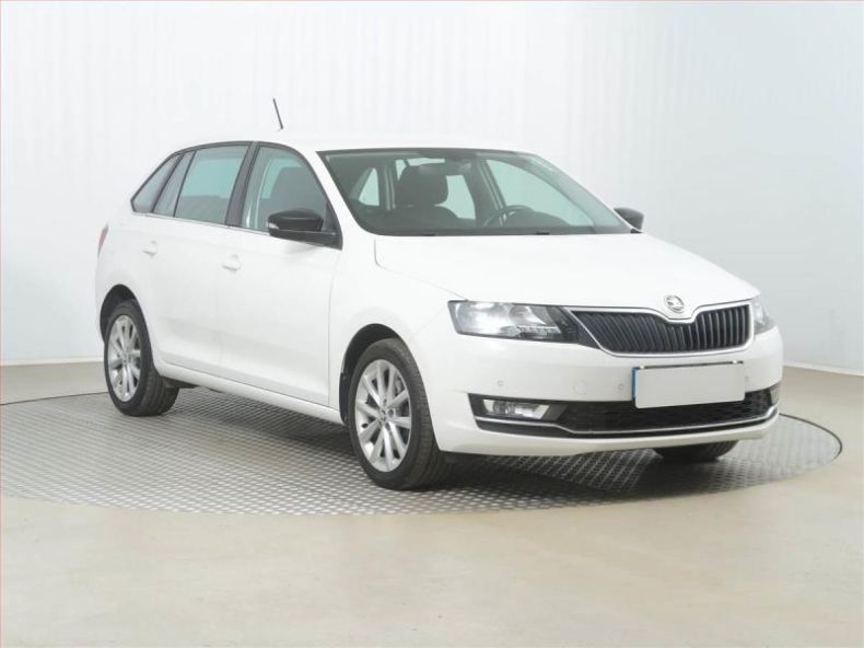 Škoda Rapid - hlavní foto