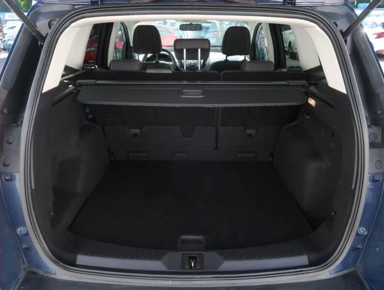 Ford Kuga - hlavní fotka