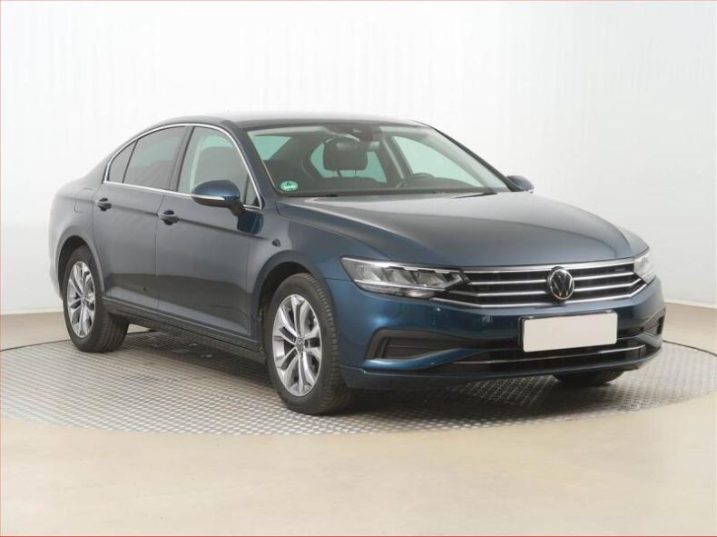 Volkswagen Passat - hlavní fotka inzerátu