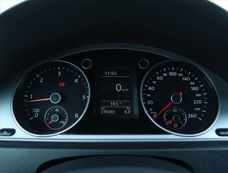 Volkswagen Passat - hlavní fotka
