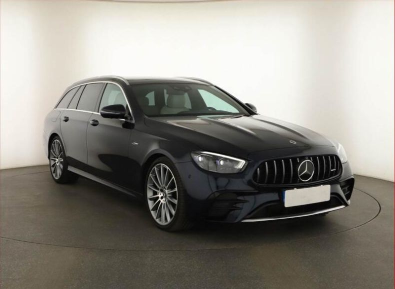 Mercedes Třída E - hlavní foto