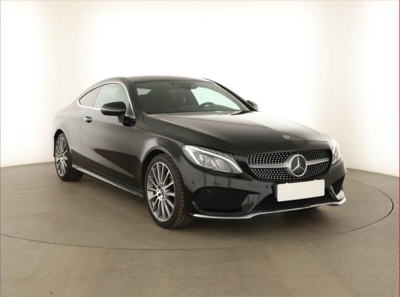 Mercedes Třída C - hlavní foto