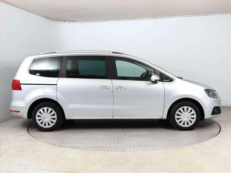 Seat Alhambra - hlavní fotka