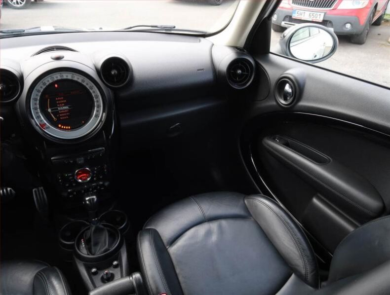 Mini Countryman - hlavní fotka