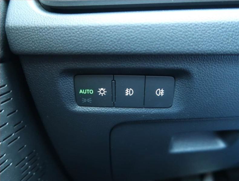 Škoda Octavia - hlavní fotka