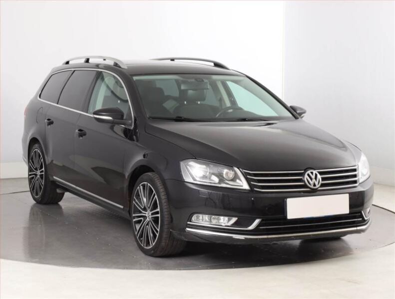 Volkswagen Passat - hlavní fotka inzerátu