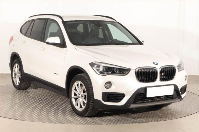 BMW X1 - hlavní fotka