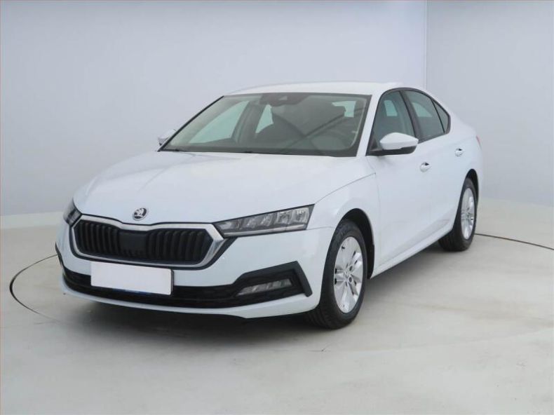 Škoda Octavia - hlavní fotka