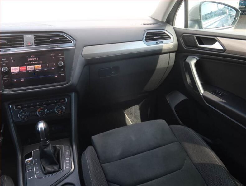 Volkswagen Tiguan - hlavní fotka