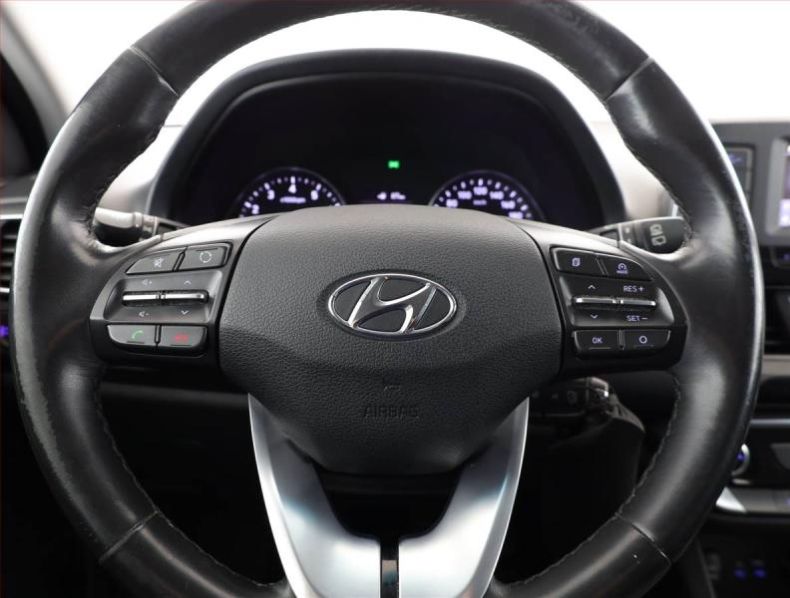 Hyundai i30 - hlavní fotka