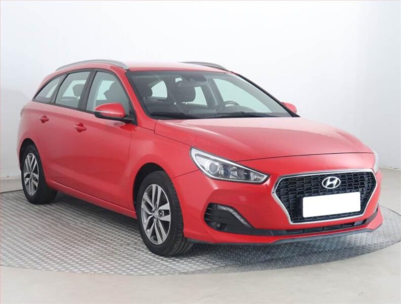 Hyundai i30 - hlavní foto