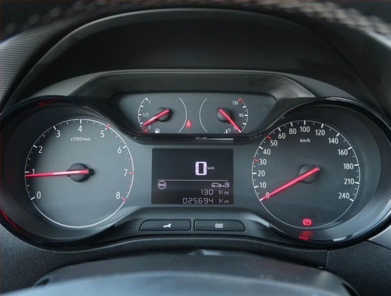 Opel Crossland X - hlavní fotka
