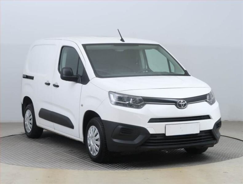 Toyota PROACE CITY - hlavní foto