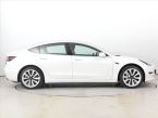 Tesla Model 3 - fotka číslo 5