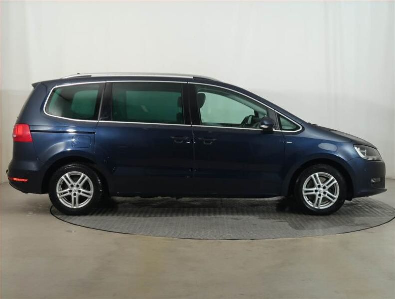 Volkswagen Sharan - hlavní fotka