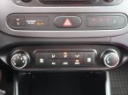 Kia Carens - fotka číslo 11