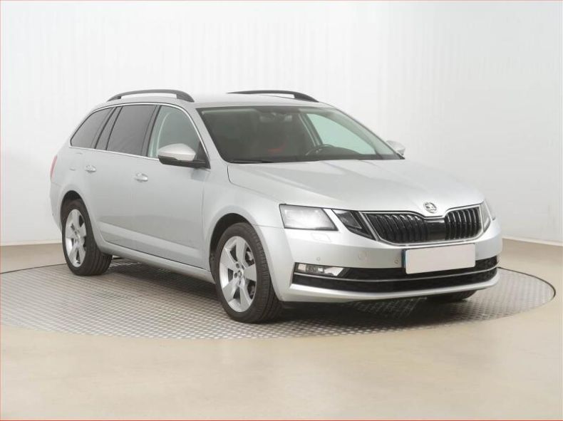 Škoda Octavia - hlavní foto