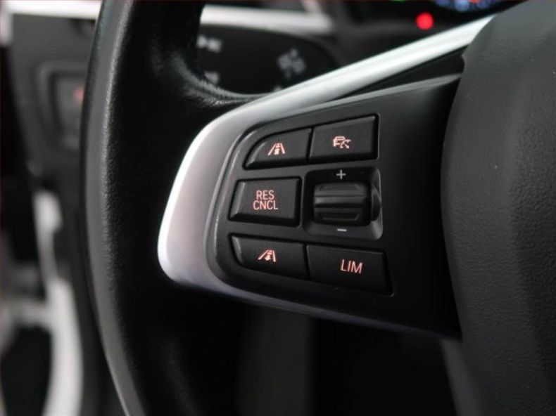 BMW X1 - hlavní fotka