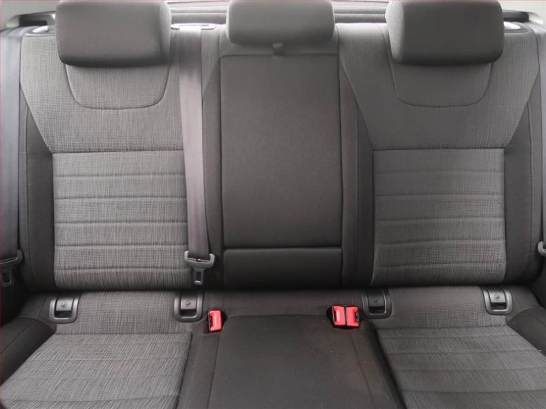 Škoda Octavia - hlavní fotka