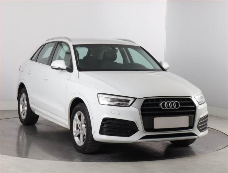 Audi Q3 - hlavní foto