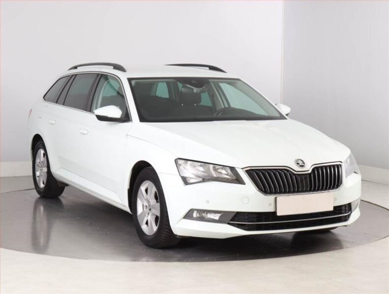 Škoda Superb - hlavní fotka inzerátu