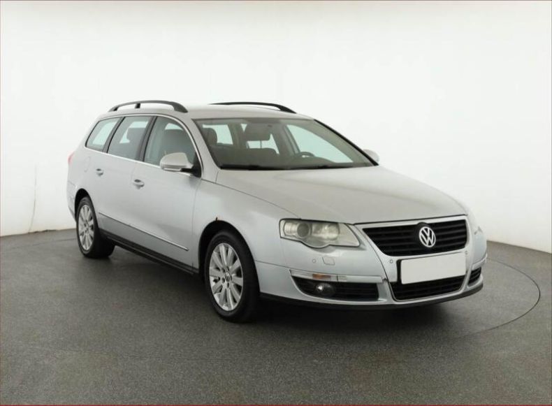 Volkswagen Passat - hlavní fotka inzerátu