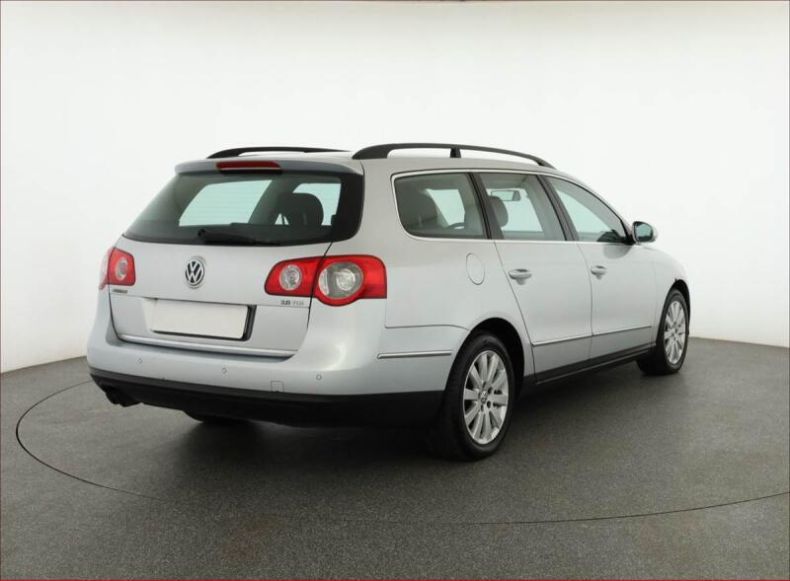 Volkswagen Passat - hlavní fotka