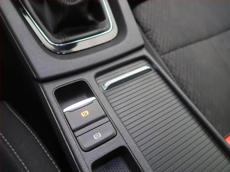 Škoda Octavia - hlavní fotka