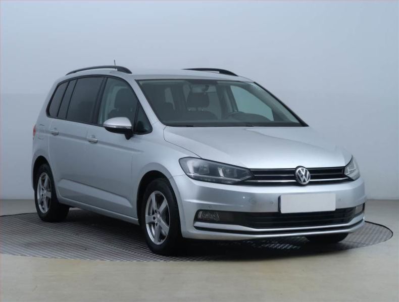 Volkswagen Touran - hlavní foto