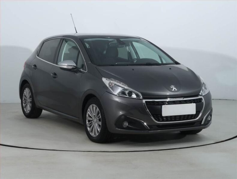 Peugeot 208 - hlavní foto
