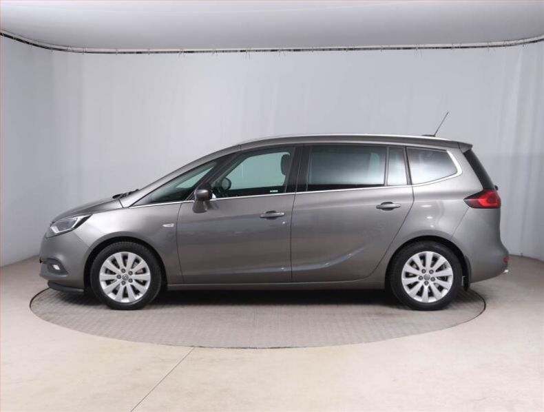 Opel Zafira - hlavní fotka