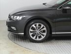 Volkswagen Passat - fotka číslo 14
