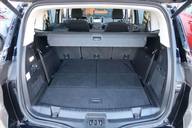 Ford S-MAX - hlavní fotka