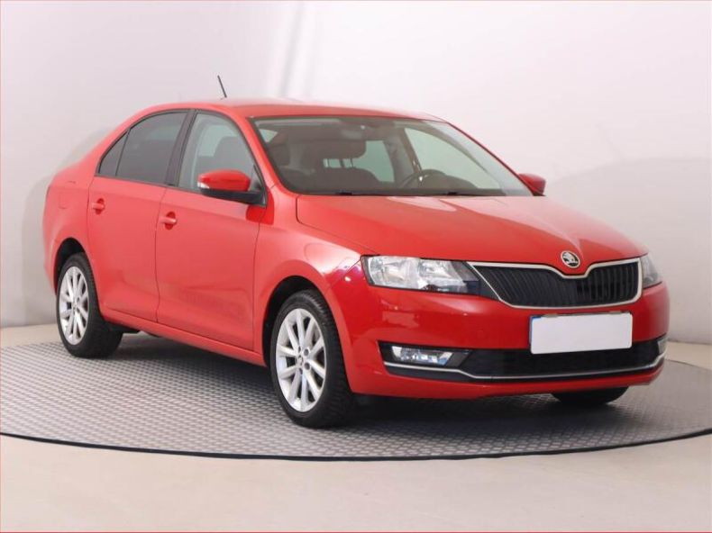 Škoda Rapid - hlavní foto