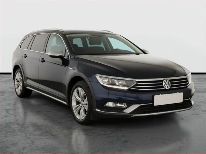Volkswagen Passat - hlavní foto