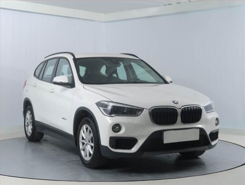 BMW X1 - hlavní fotka