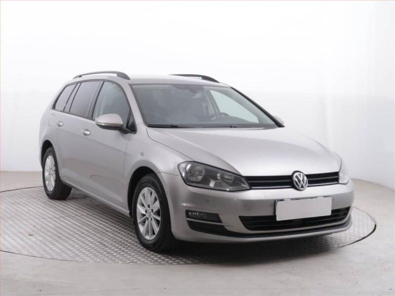 Volkswagen Golf - hlavní fotka inzerátu