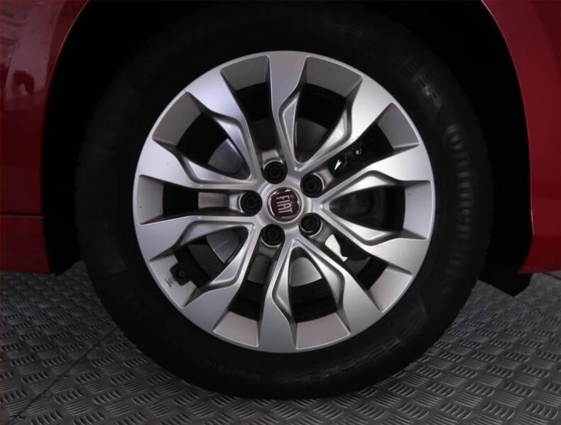 Fiat Tipo - hlavní fotka