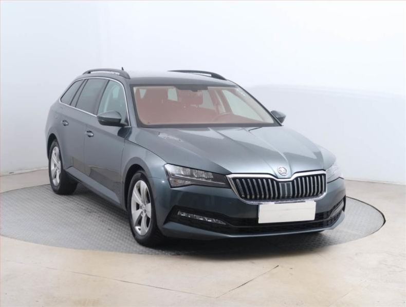 Škoda Superb - hlavní fotka