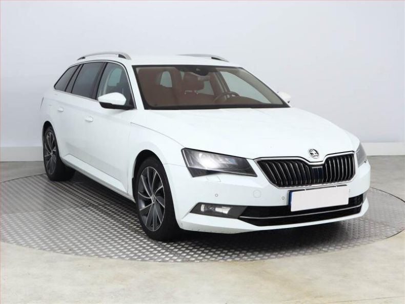 Škoda Superb - hlavní fotka inzerátu