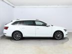 Škoda Superb - fotka číslo 5