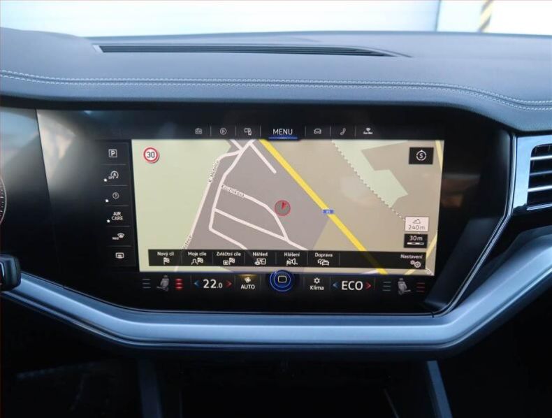 Volkswagen Touareg - hlavní fotka