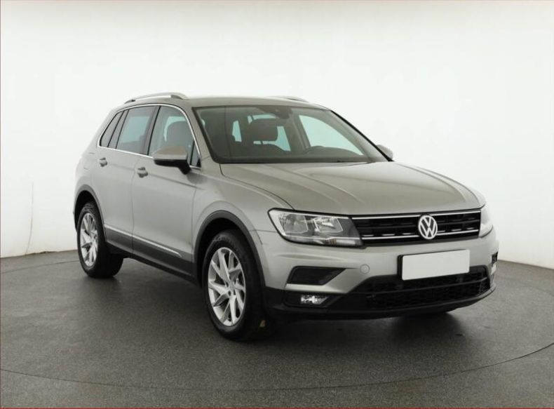 Volkswagen Tiguan - hlavní fotka